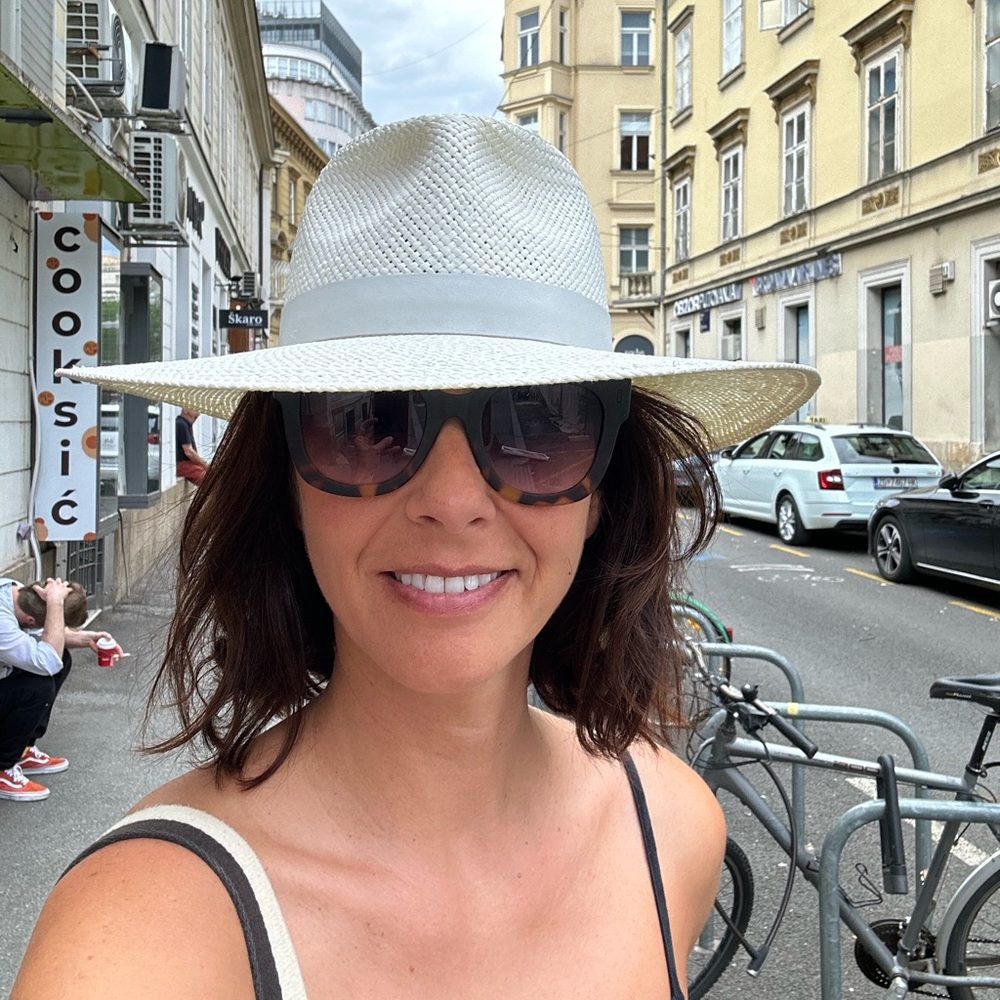 Meet your Posher, Brigitte